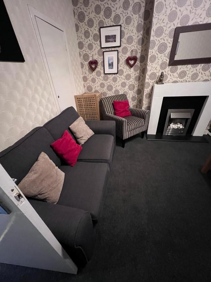 Crags View Apartment On The Royal Mile 爱丁堡 外观 照片