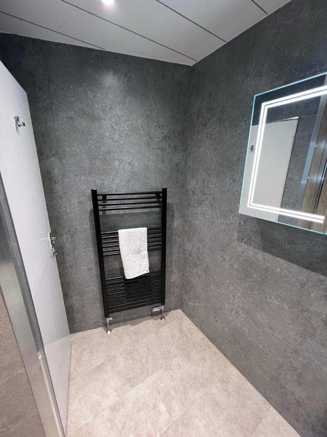 Crags View Apartment On The Royal Mile 爱丁堡 外观 照片