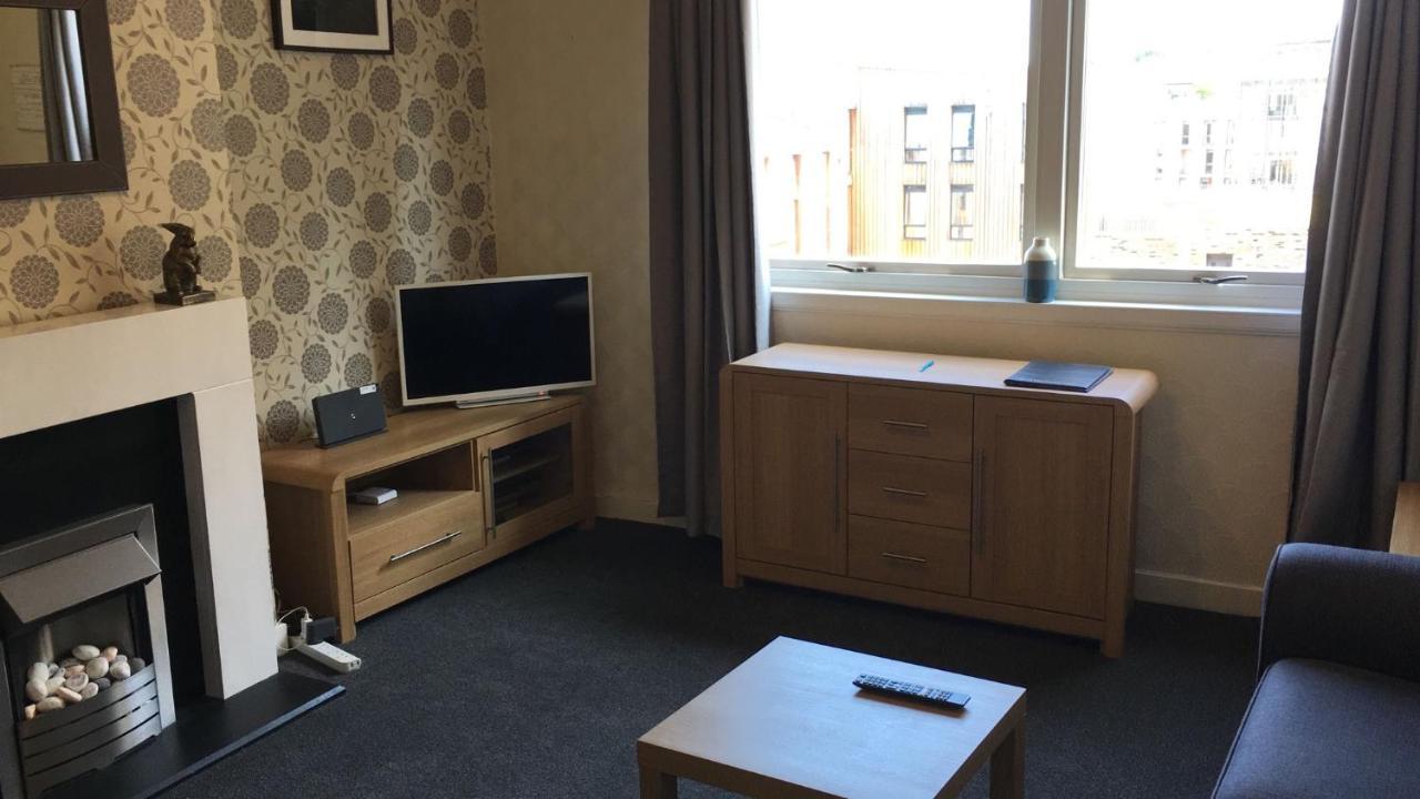 Crags View Apartment On The Royal Mile 爱丁堡 外观 照片
