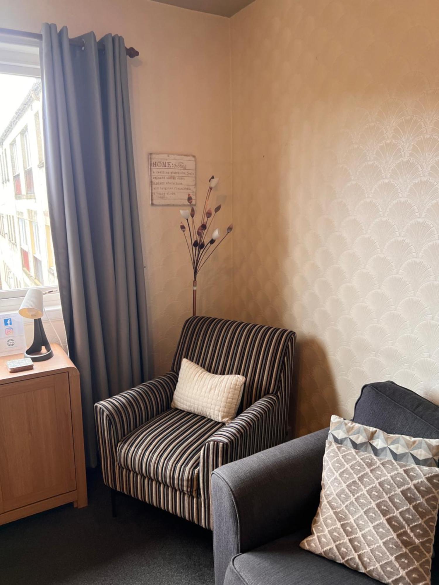 Crags View Apartment On The Royal Mile 爱丁堡 外观 照片