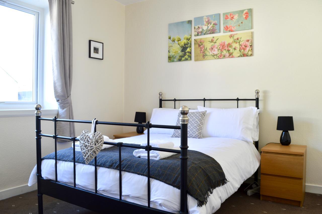 Crags View Apartment On The Royal Mile 爱丁堡 外观 照片