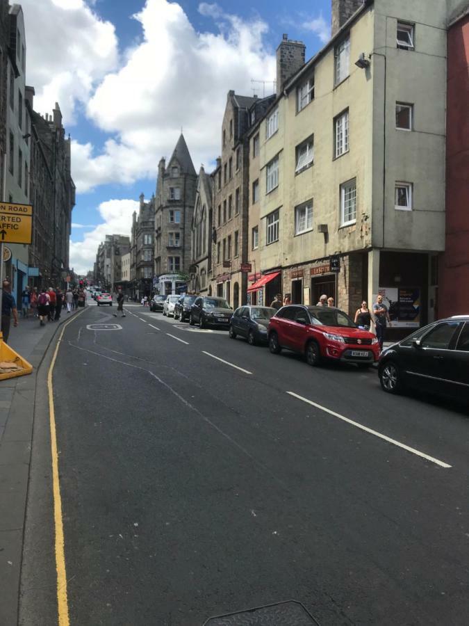 Crags View Apartment On The Royal Mile 爱丁堡 外观 照片