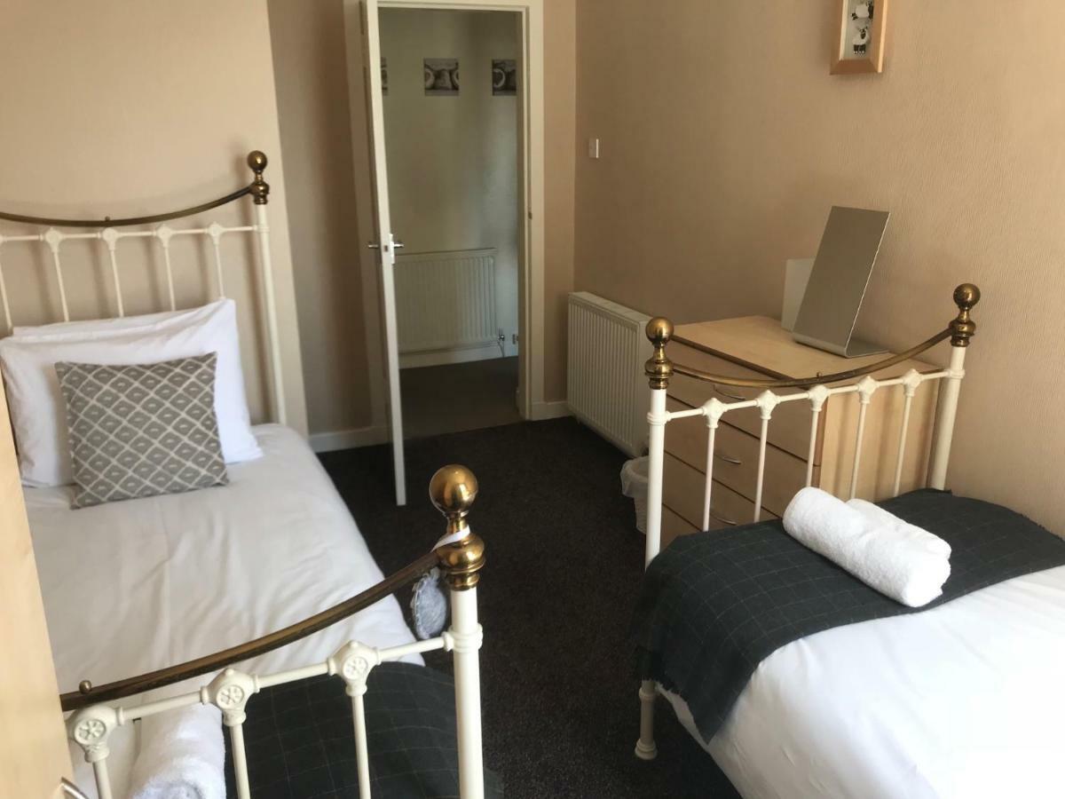 Crags View Apartment On The Royal Mile 爱丁堡 外观 照片